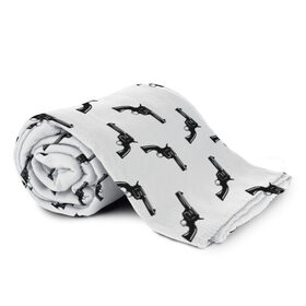 Плед 3D Пистолет: в Ухте, 100% полиэстер | закругленные углы, все края обработаны. Ткань не мнется и не растягивается | оружие | пистолет