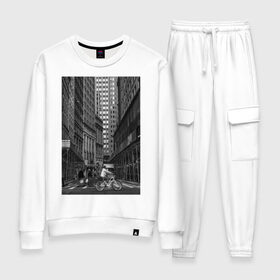 Женский костюм хлопок город: в Ухте, 100% хлопок | на свитшоте круглая горловина, мягкая резинка по низу. Брюки заужены к низу, на них два вида карманов: два