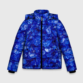 Зимняя куртка для мальчиков 3D CryStalS: в Ухте, ткань верха — 100% полиэстер; подклад — 100% полиэстер, утеплитель — 100% полиэстер | длина ниже бедра, удлиненная спинка, воротник стойка и отстегивающийся капюшон. Есть боковые карманы с листочкой на кнопках, утяжки по низу изделия и внутренний карман на молнии. 
Предусмотрены светоотражающий принт на спинке, радужный светоотражающий элемент на пуллере молнии и на резинке для утяжки | abstraction | blue | crystals | pebbles | shine | stones | structure | texture | абстракция | блеск | галька | камни | кристалы | синий | структура | текстура
