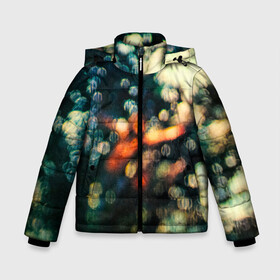 Зимняя куртка для мальчиков 3D с принтом Obscured by Clouds - Pink Floyd в Ухте, ткань верха — 100% полиэстер; подклад — 100% полиэстер, утеплитель — 100% полиэстер | длина ниже бедра, удлиненная спинка, воротник стойка и отстегивающийся капюшон. Есть боковые карманы с листочкой на кнопках, утяжки по низу изделия и внутренний карман на молнии. 

Предусмотрены светоотражающий принт на спинке, радужный светоотражающий элемент на пуллере молнии и на резинке для утяжки | pink floyd | pinkfloyd | альбом | арт | артрок | дэвид гилмор | пинк флойд | пинкфлойд | прогрессивный | психоделический | ричард райт | роджер уотерс | рок группа | сид барретт | симфонический | спэйс | эйсид