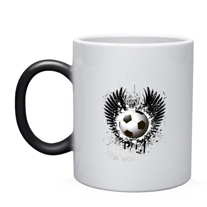Кружка хамелеон Футбольный мяч с крыльями фото