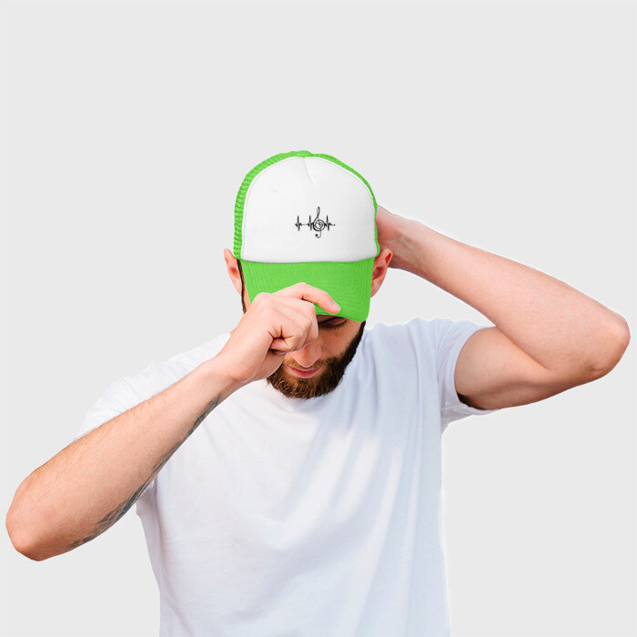 Кепка тракер с сеткой Музыка моя жизнь фото